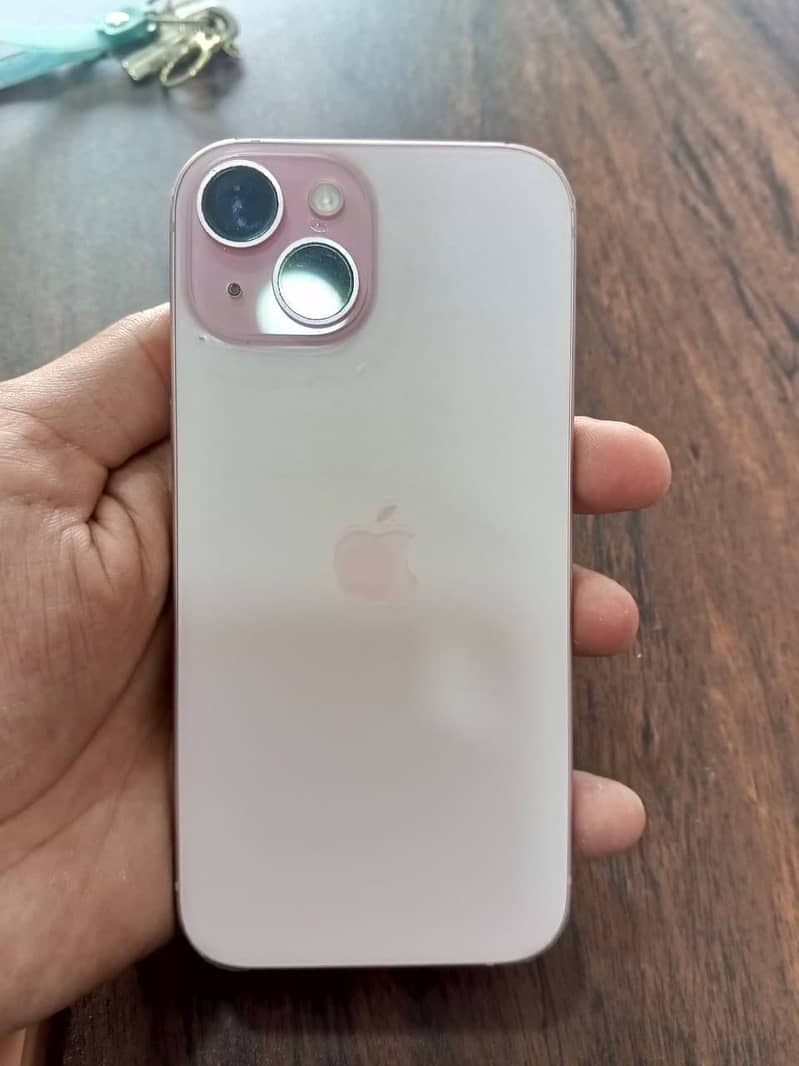 Apple iPhone 15 3