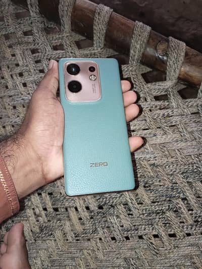 Infinix Zero 30