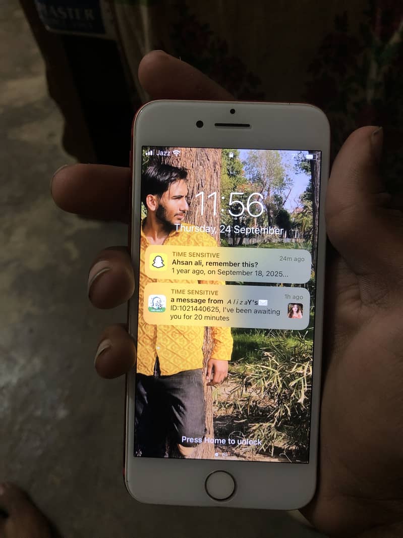 Apple iPhone 7 5