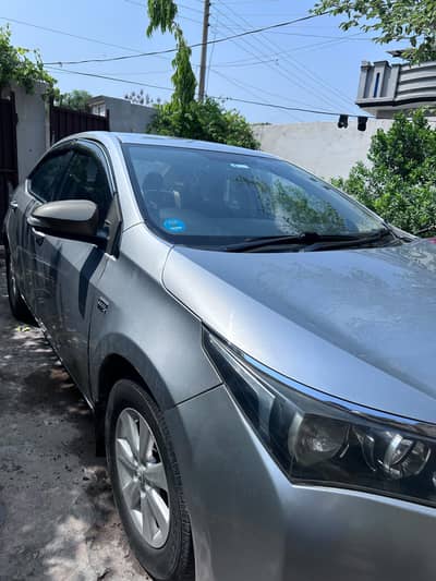 Toyota Corolla Altis 1.6 automatic 2014 model good condition