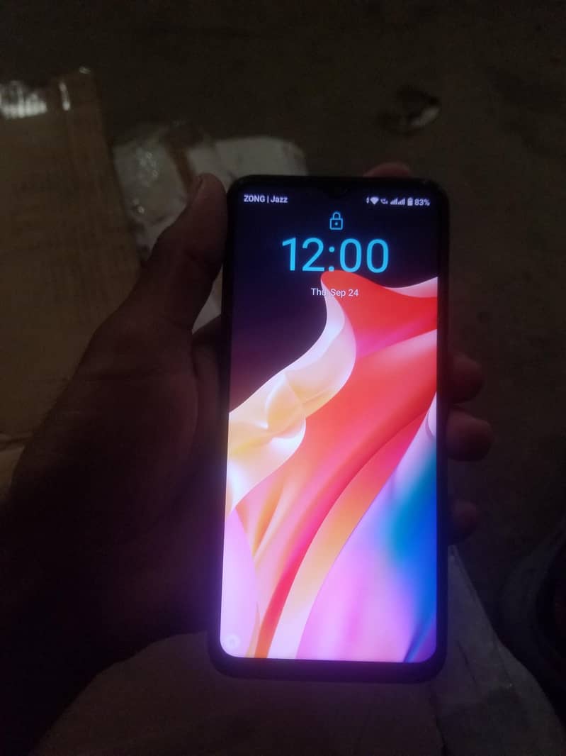Realme C35 4