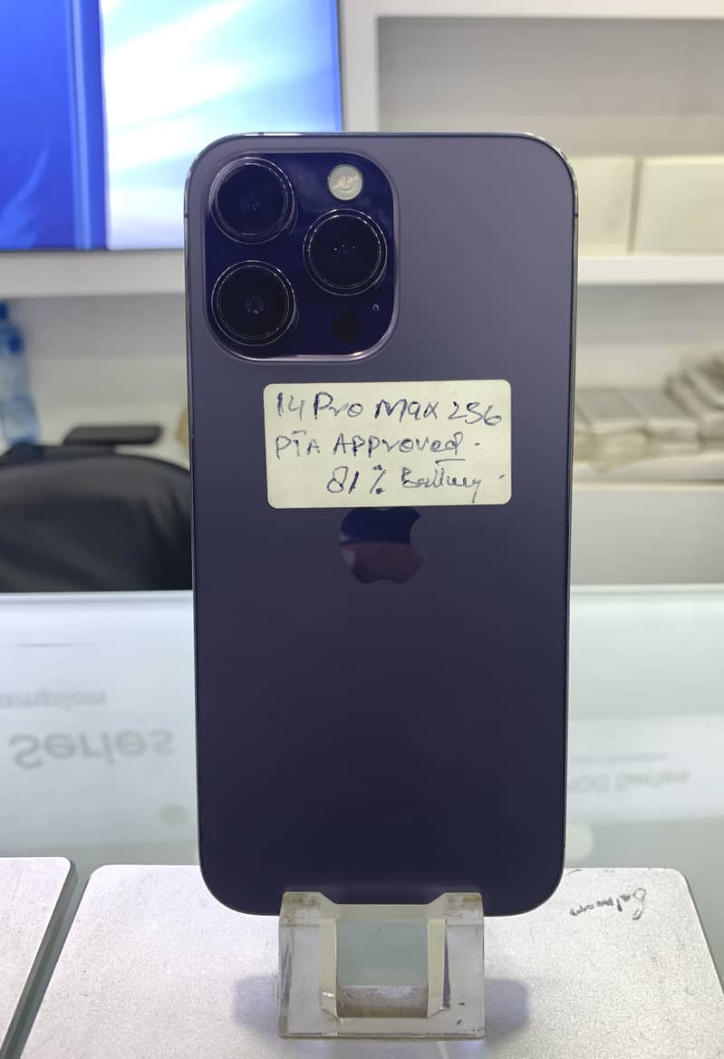 Apple iPhone 14 Pro Max 0