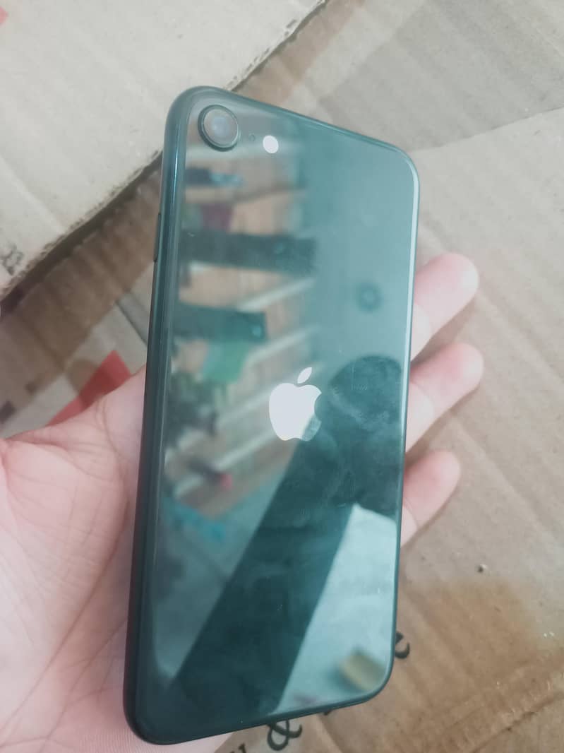 Apple iPhone SE 0