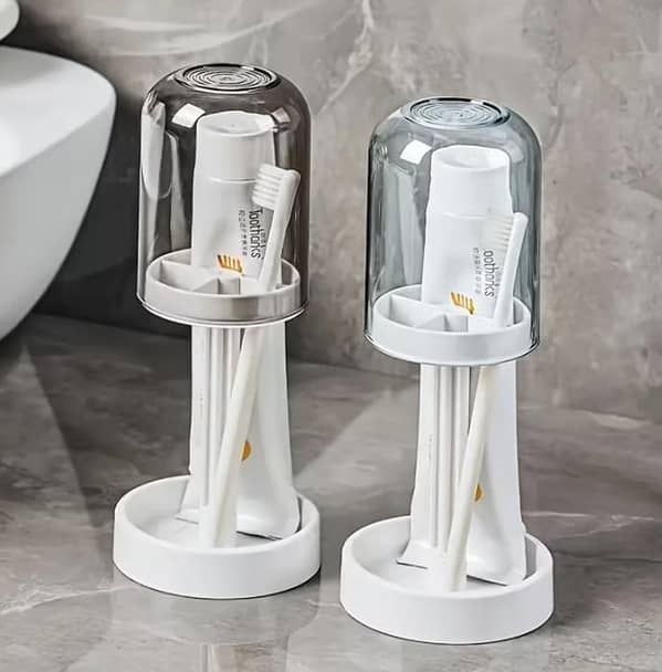 Multifunctional Plastic Toothbrush Holder With Lid Cover Drainage 3 Slots Toothbrush Holder Bathroom Organizer for Vanity Countertop Storage Organization Solution T