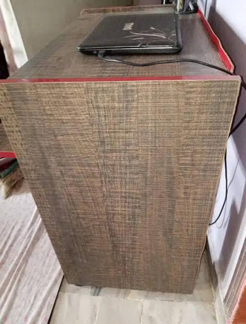 Computer Table 2