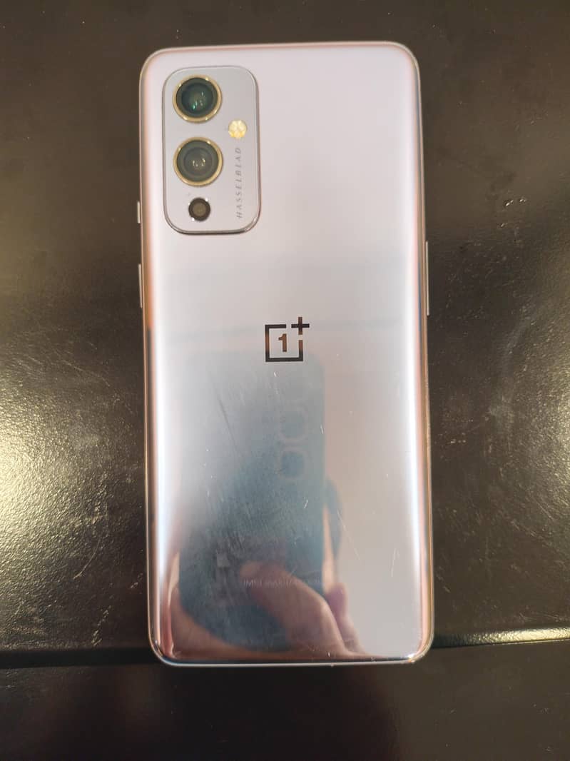 One Plus 9 5G 4