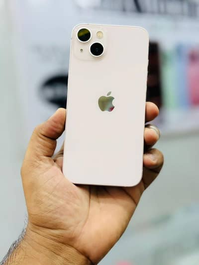 Apple iPhone 13