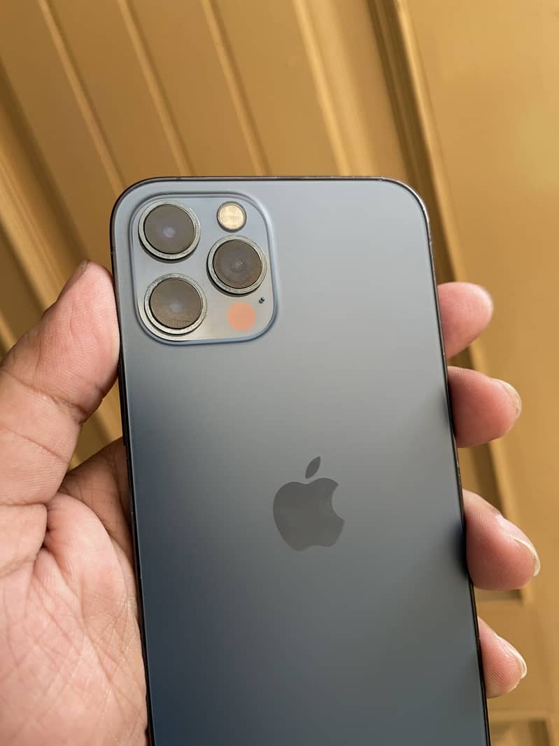 Apple iPhone 12 Pro 1