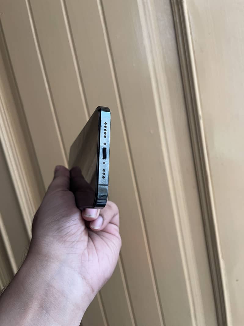 Apple iPhone 12 Pro 7