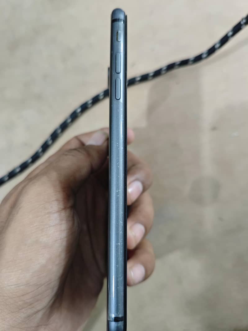 Apple iPhone 8 Plus 7