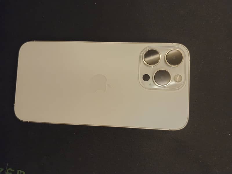 Apple iPhone 14 Pro Max 5