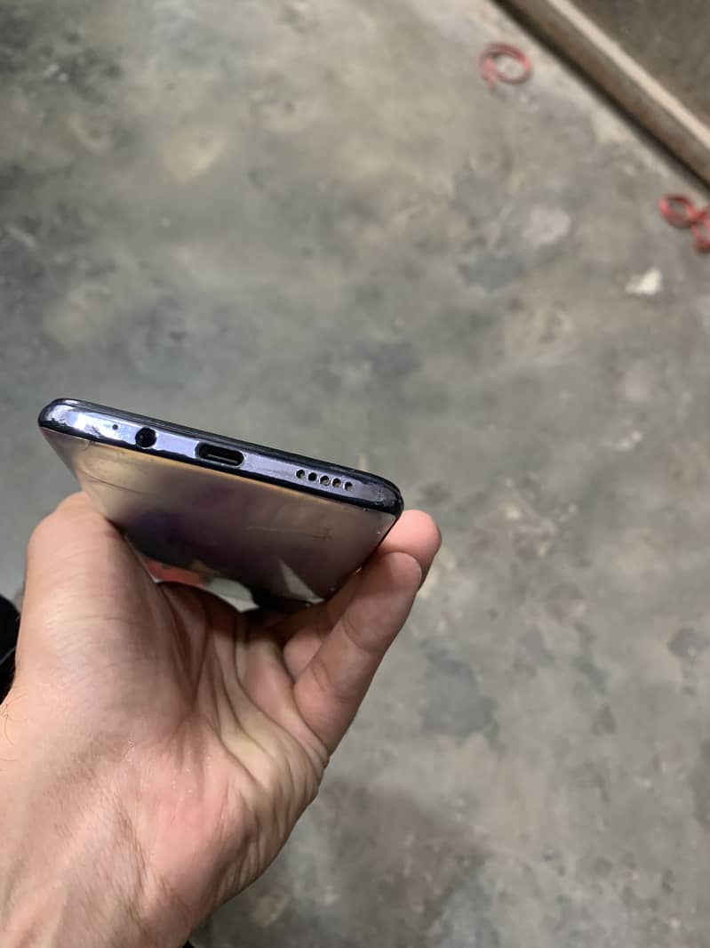 Infinix Note 8 6