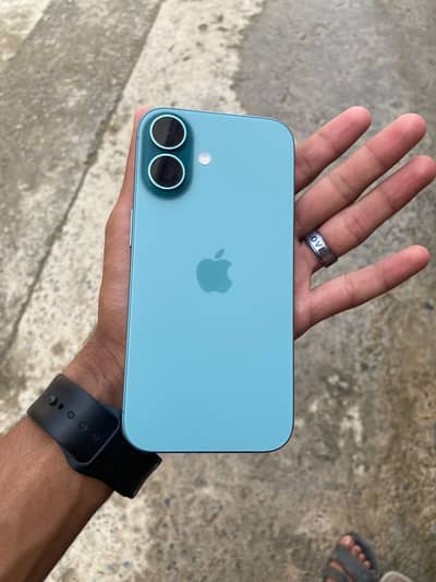 Apple iPhone 16