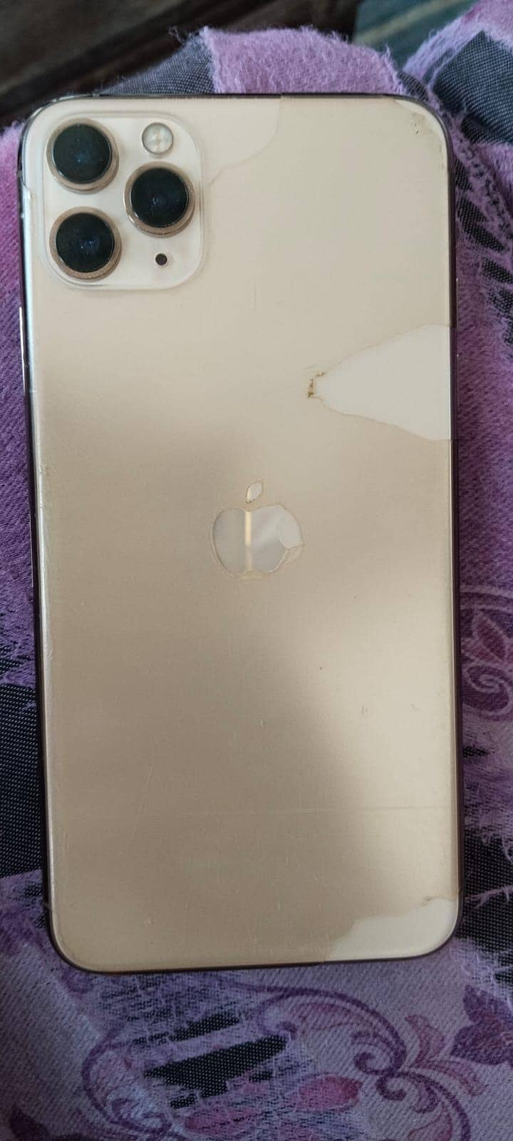 Apple iPhone 11 Pro Max 2