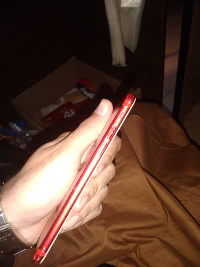 Apple iPhone 7