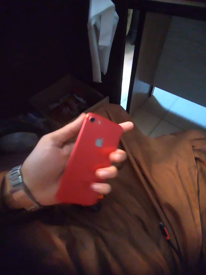 Apple iPhone 7 1