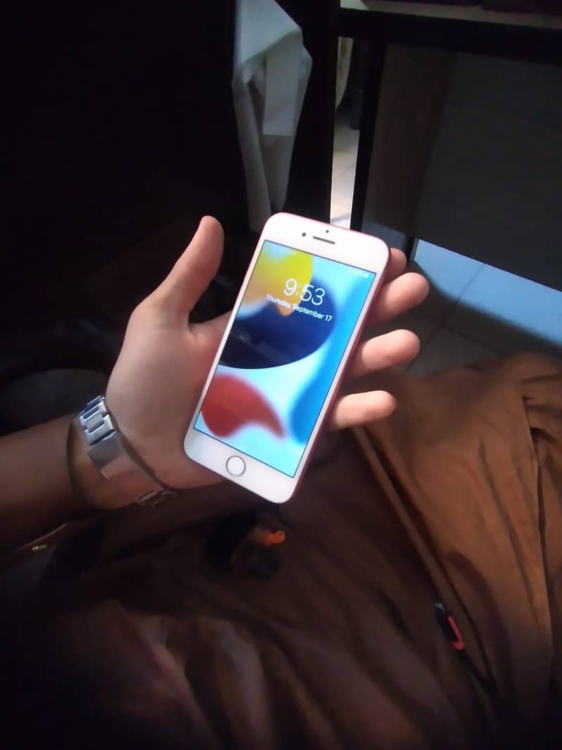 Apple iPhone 7 2