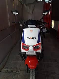 Crown Electric Scooty