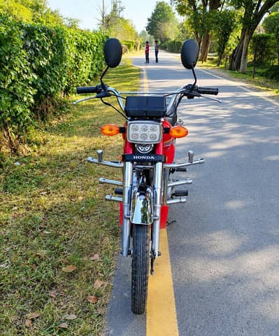 Honda 125 cc model 2010 bike for sale call me