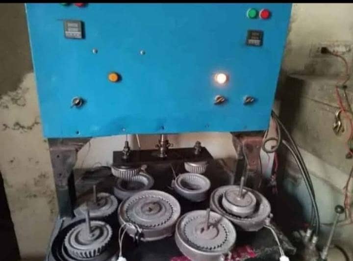 Disposable plates machine 3