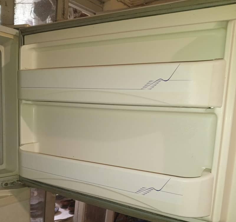 refrigerator 5
