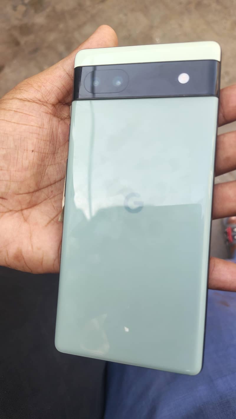 Google Pixel 6a 1