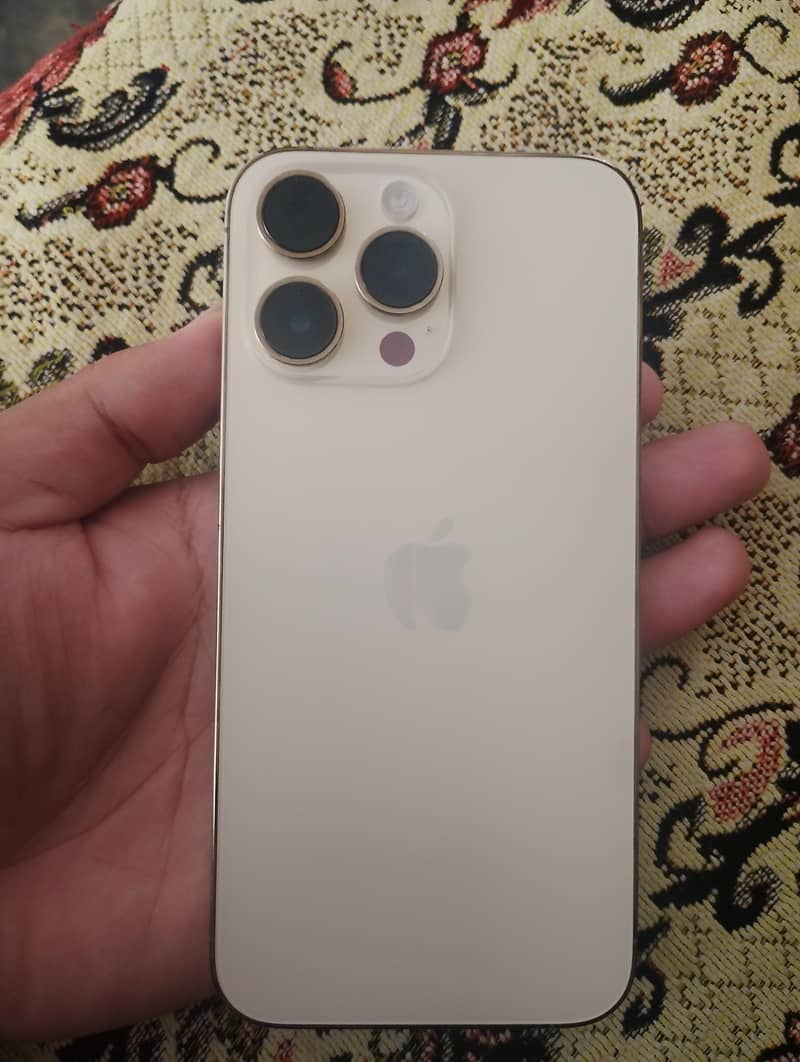 Apple iPhone 14 Pro Max 0