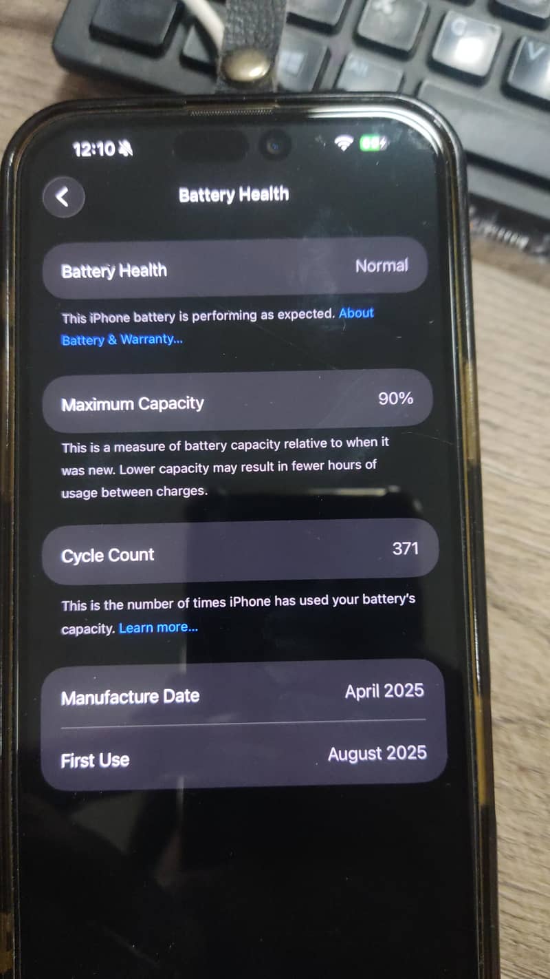 Apple iPhone 16 Pro Max 0
