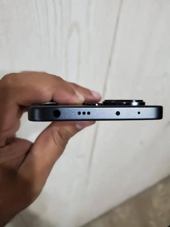 Xiaomi Redmi Note 13 1