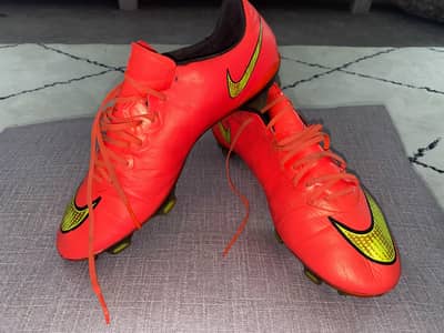 Nike Mercurial Vapor XI (11) FG – Total Crimson Football Boots