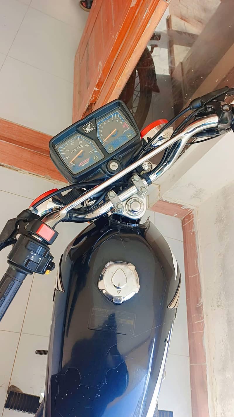 CG 125 1
