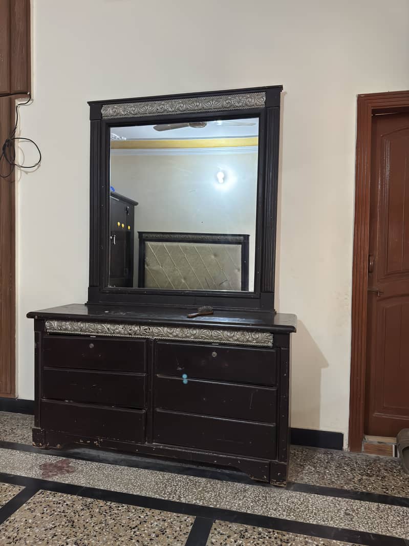 Urgent Solid  Gujranwala Made Bed Dressing 0