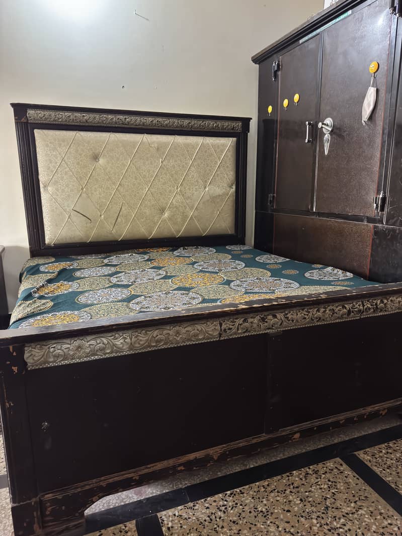 Urgent Solid  Gujranwala Made Bed Dressing 1