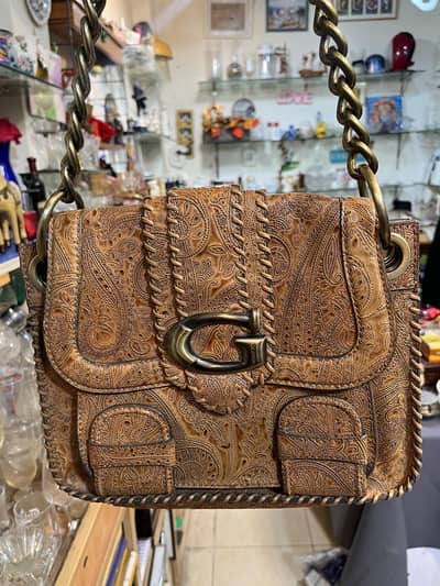 original Guess bag condition 10.10