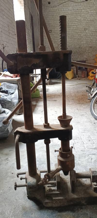 Molding machine