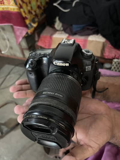 Canon 60D DISLR 10/10 condition