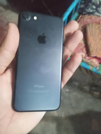 Apple iPhone 7