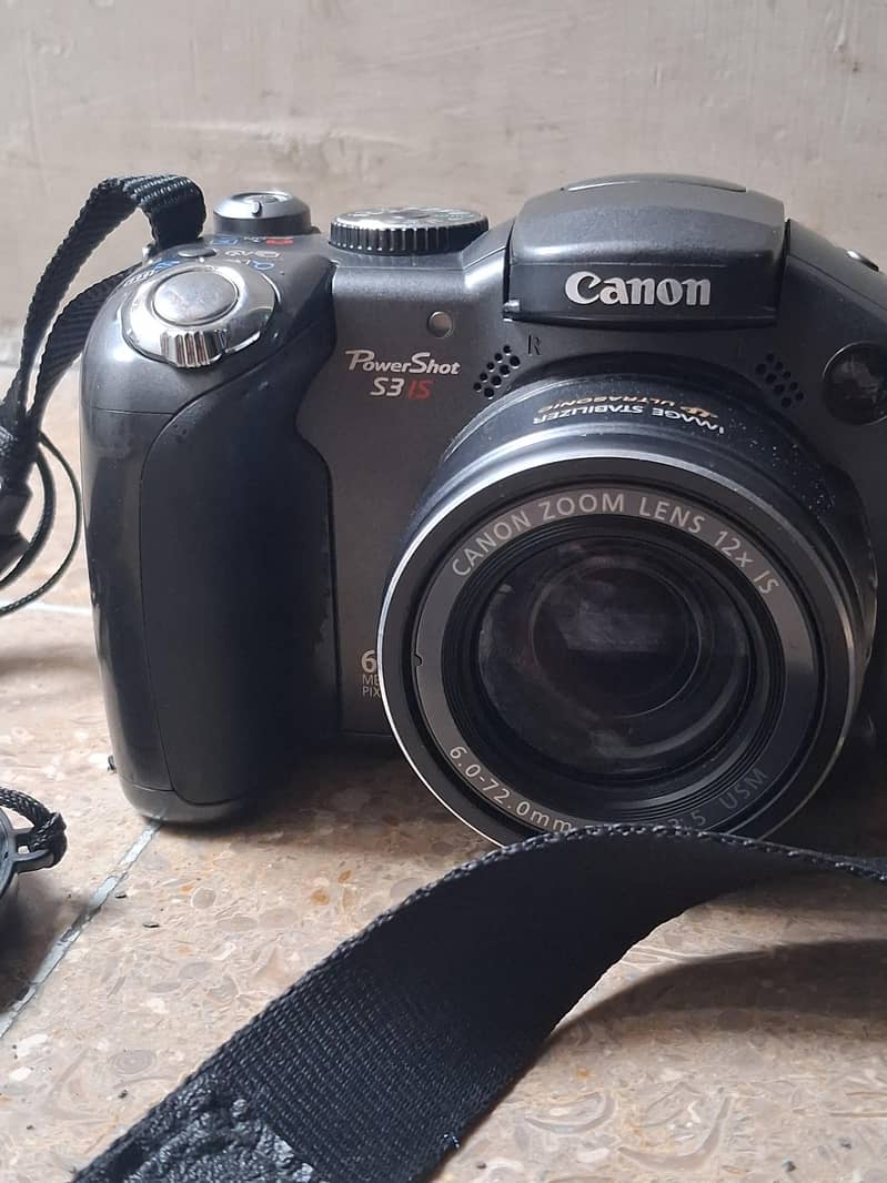 Nikkon  Camera 2