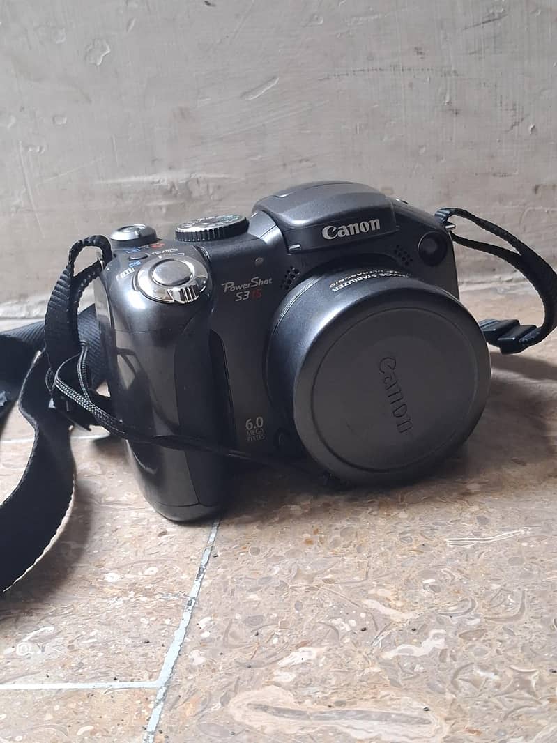 Nikkon  Camera 7