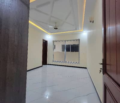 10 Marla House In Beautiful Location Of Bahria Enclave - Sector A In Islamabad