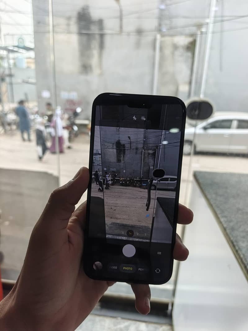 Apple iPhone 14 Pro Max 2