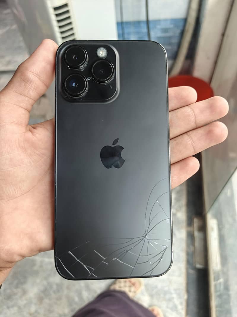 Apple iPhone 14 Pro Max 7