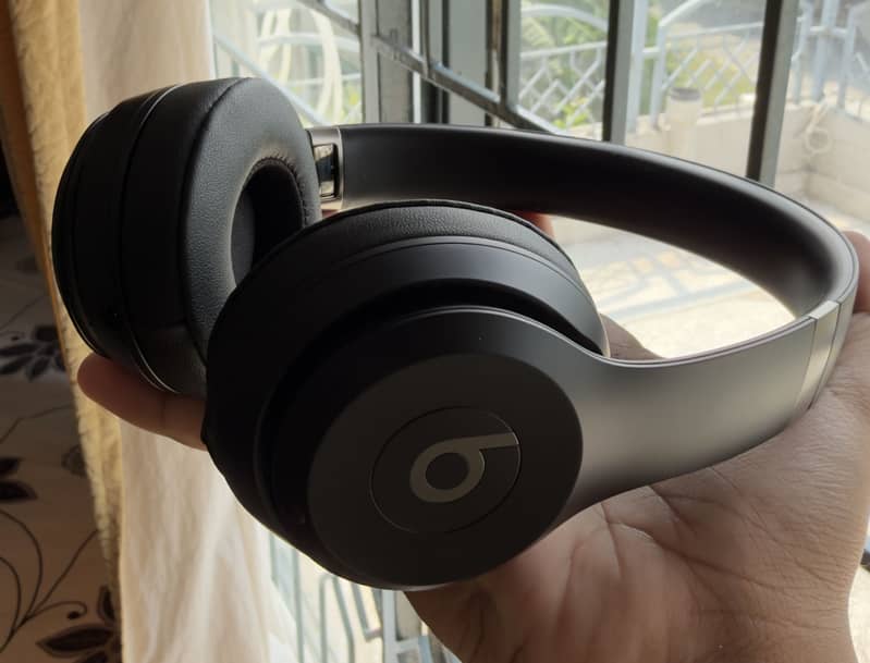 Beats Solo 4 1