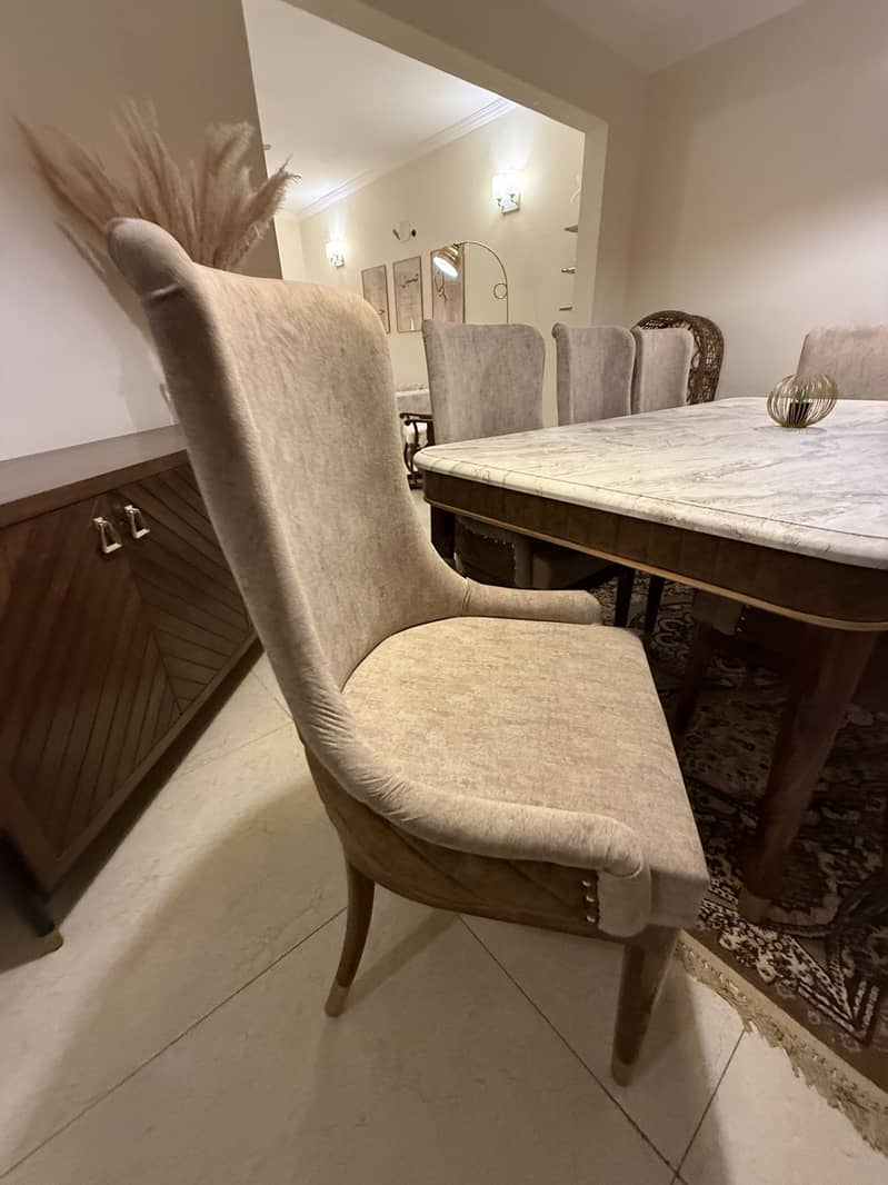 8 seater dinning table 1
