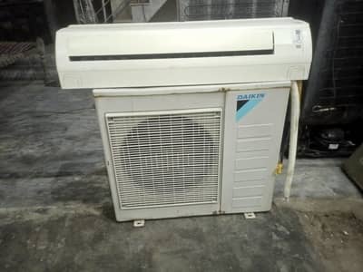 Daikin Ac 2 ton