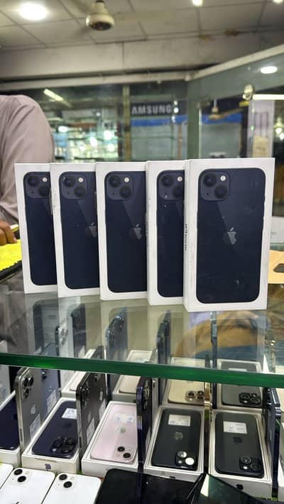 Apple iPhone 13 128gb box pack
