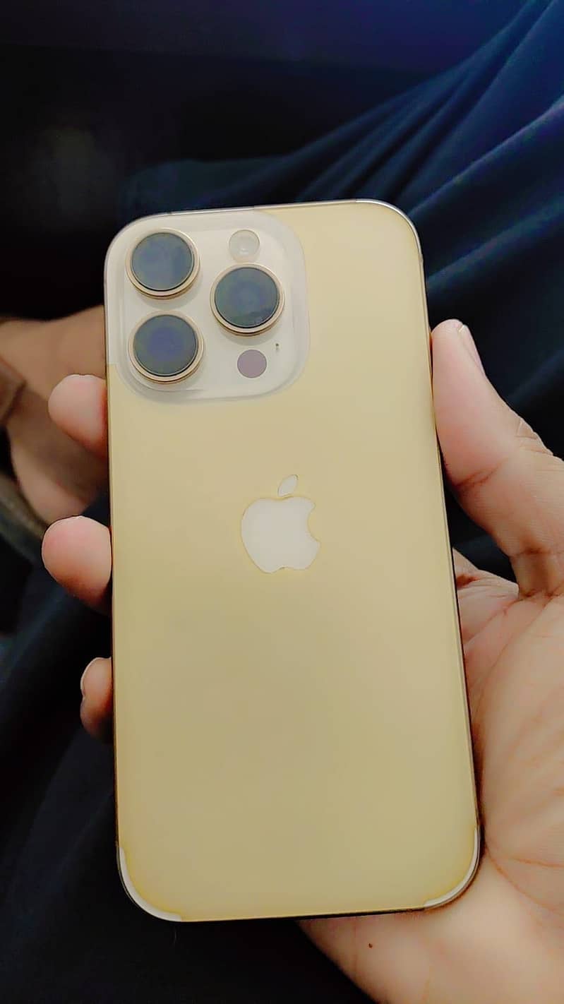 Apple iPhone 16 Pro 5