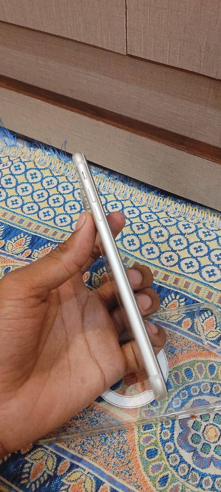 Apple iPhone 7 Plus 1