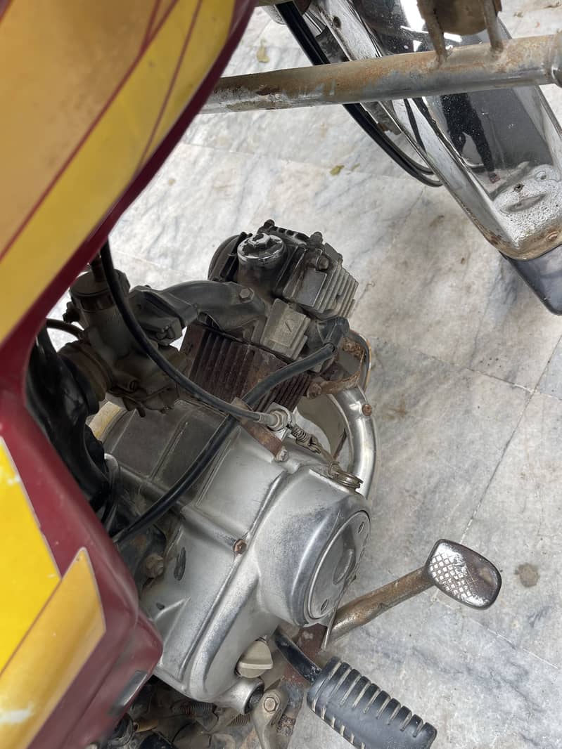 CD 70 good condition 7