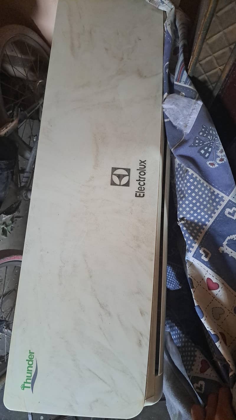 Electronic Ac 1